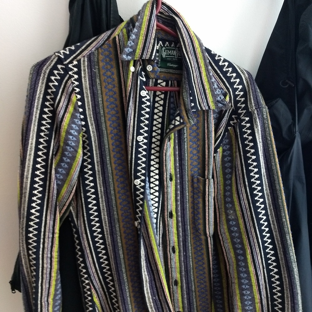 Gitman vintage shirt w/ geometrical pattern